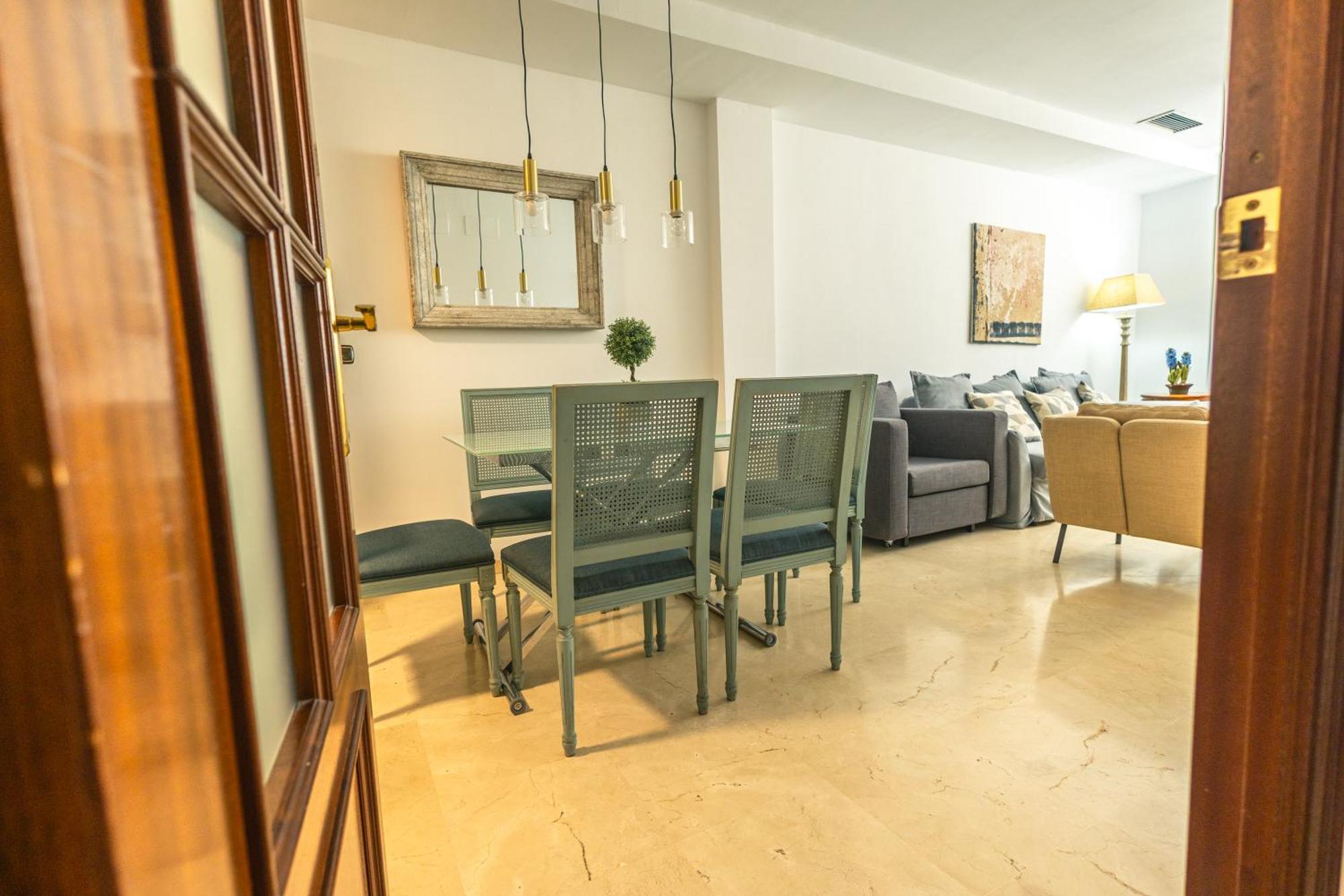 Grande Apartamento Familiar Sevilla Exteriér fotografie