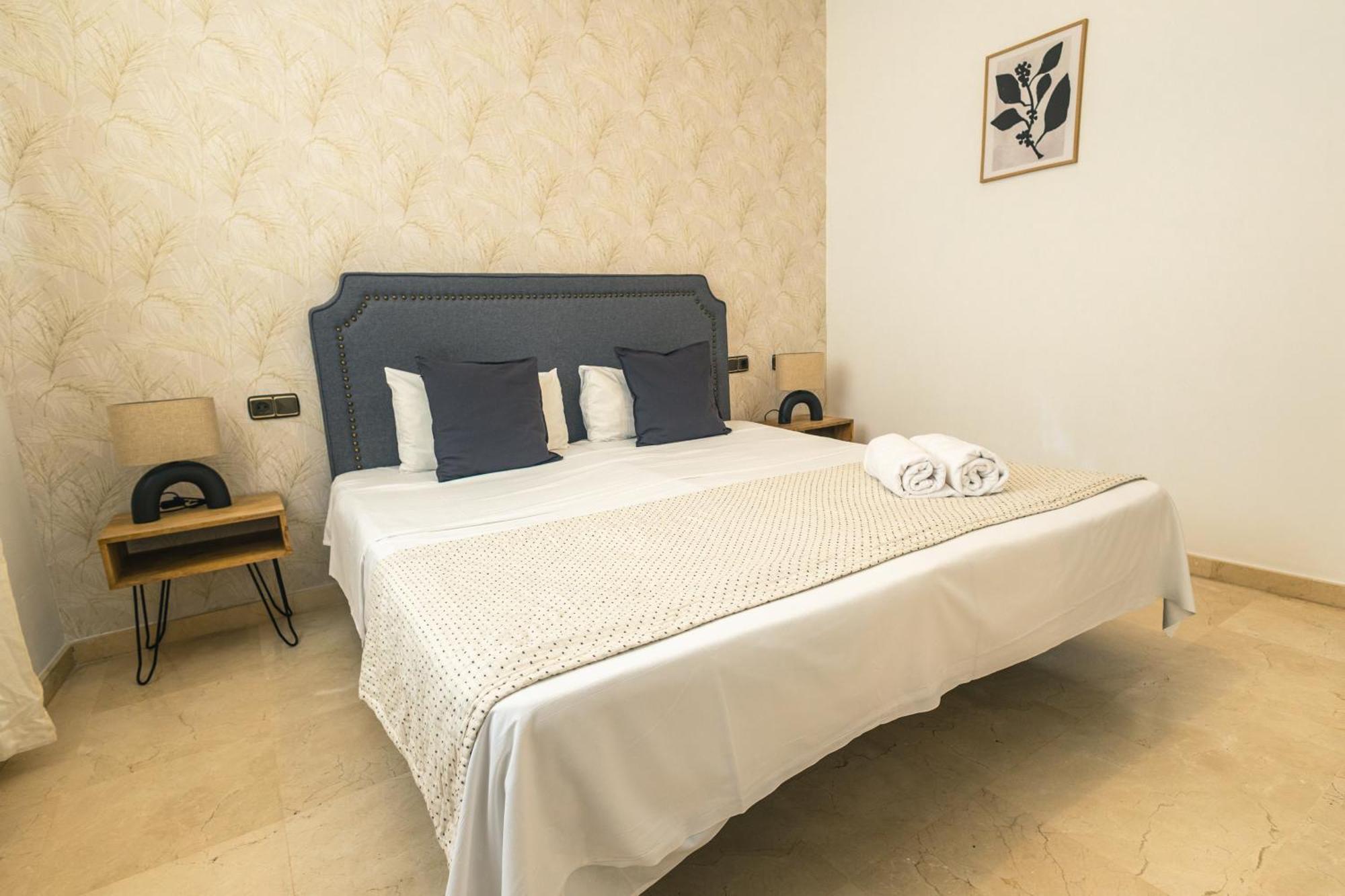 Grande Apartamento Familiar Sevilla Exteriér fotografie