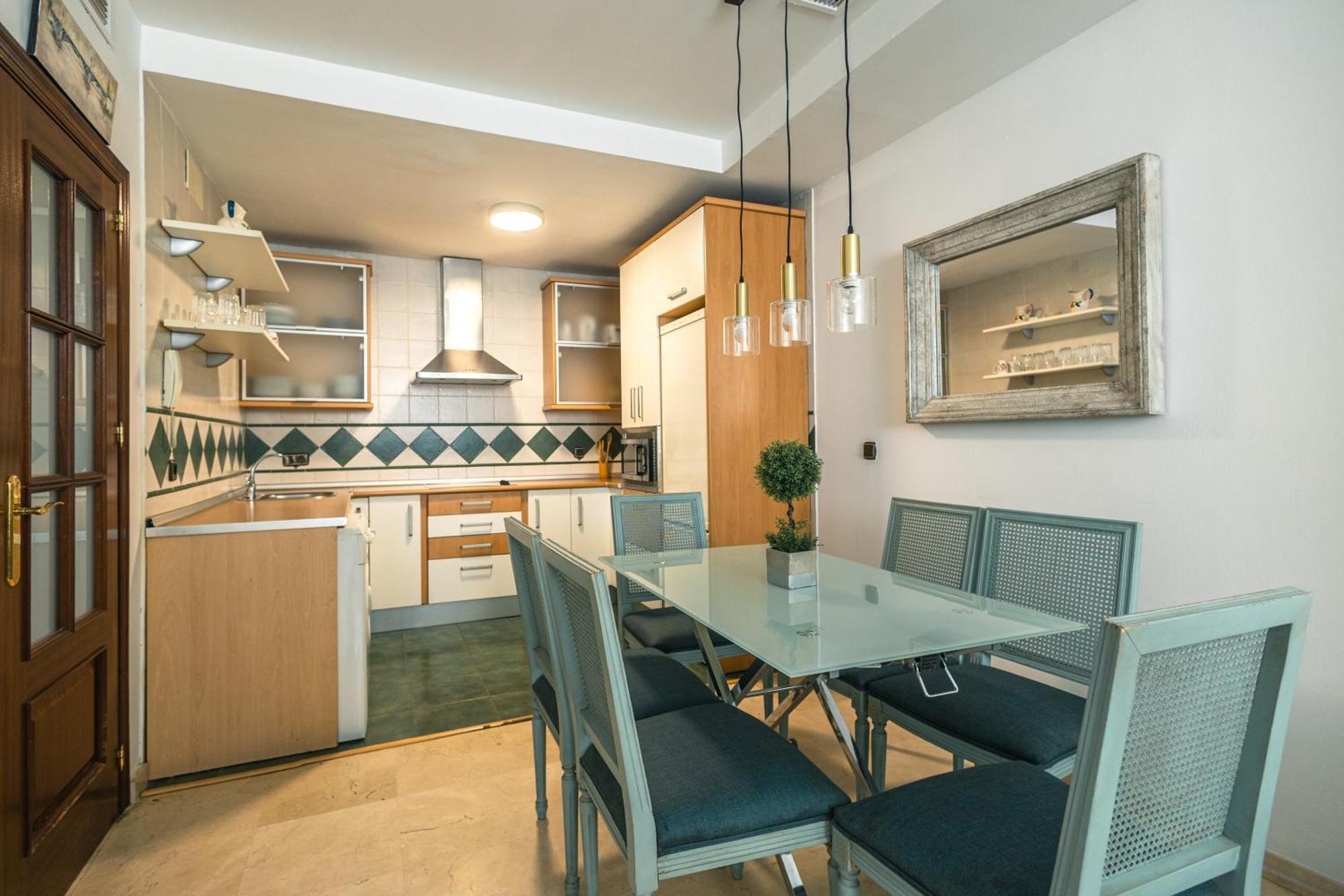 Grande Apartamento Familiar Sevilla Exteriér fotografie