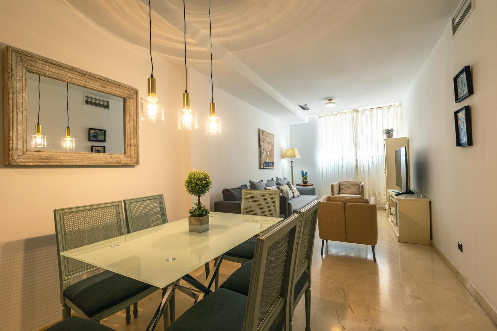 Grande Apartamento Familiar Sevilla Exteriér fotografie
